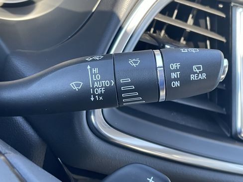 Used 2023 Buick Enclave Avenir w/ Trailering Package, 5000 lbs. AWD/4WD image 18