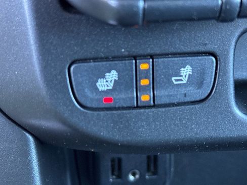 Used 2022 Chevrolet Colorado Z71 image 22