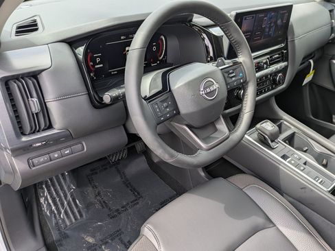 New 2026 Nissan Pathfinder SL AWD/4WD image 15