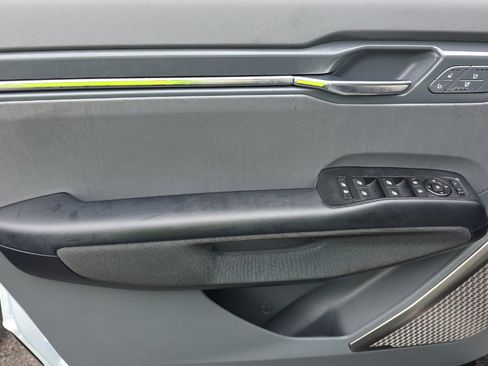 Certified 2024 Kia EV9 GT-Line AWD/4WD image 12