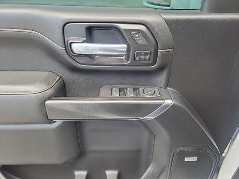 Certified 2021 GMC Sierra 2500 AT4 w/ AT4 Premium Plus Package AWD/4WD image 19