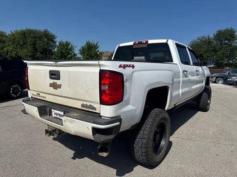 Used 2016 Chevrolet Silverado 2500 High Country w/ Duramax Plus Package AWD/4WD image 6