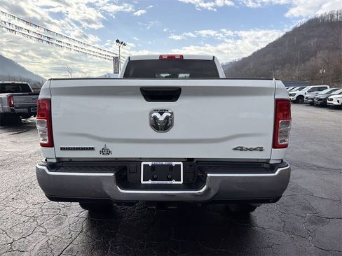 Used 2024 RAM 2500 Big Horn w/ Off Road Package image 4