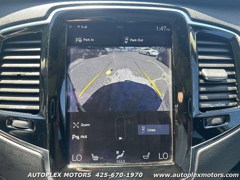 Used 2016 Volvo XC90 T6 Momentum w/ Momentum Plus Package image 30