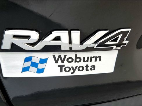Used 2022 Toyota RAV4 XLE w/ Convenience Package image 13