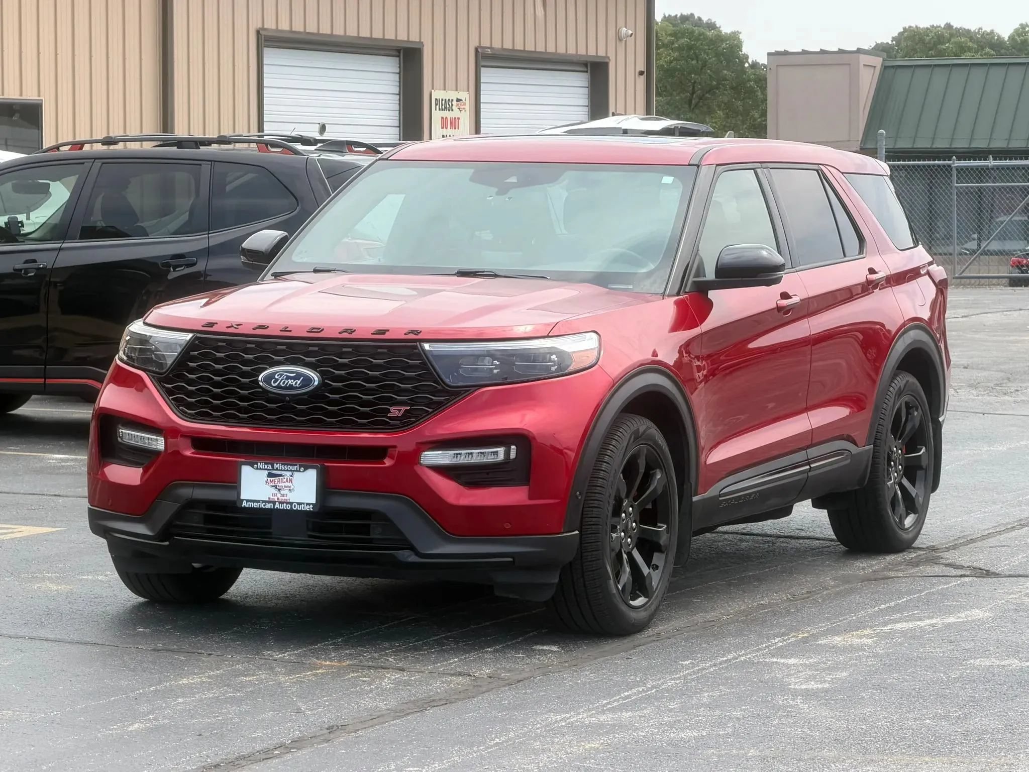Used 2021 Ford Explorer ST w/ ST Street Pack AWD/4WD image 7