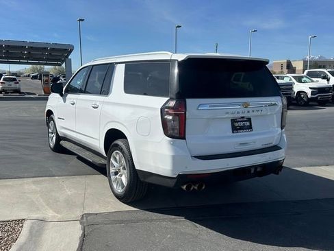 Used 2023 Chevrolet Suburban Premier AWD/4WD image 22