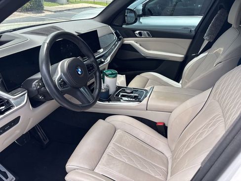 Used 2024 BMW X5 sDrive40i w/ M Sport Package RWD image 4