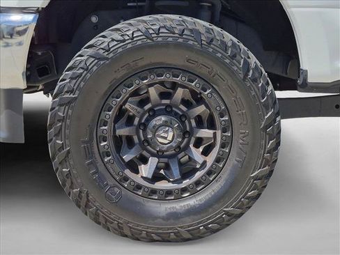 Used 2021 Ford F250 Lariat w/ Lariat Ultimate Package AWD/4WD image 24
