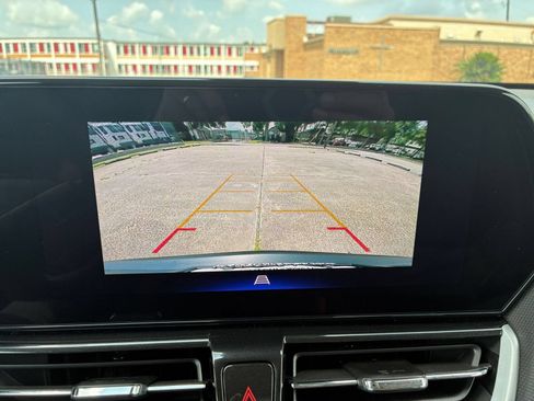 Used 2025 Chevrolet TrailBlazer LT w/ Driver Confidence Package AWD/4WD image 18