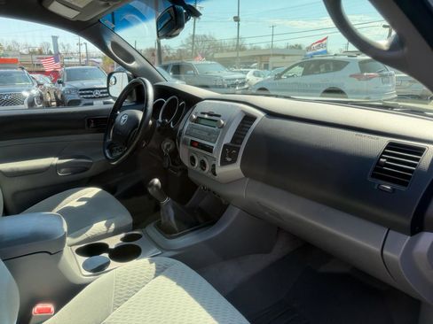 Used 2011 Toyota Tacoma 4x4 Access Cab w/ SR5 Pkg #2 image 20