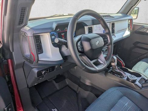 New 2026 Ford Bronco Heritage Edition AWD/4WD image 2