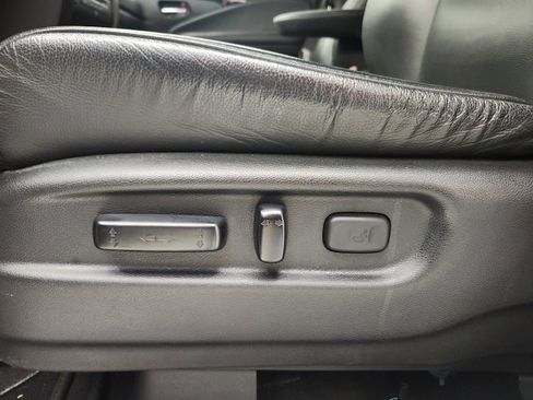 Used 2022 Honda Pilot Touring image 15