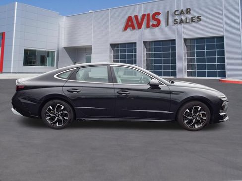 Used 2025 Hyundai Sonata SEL FWD image 5