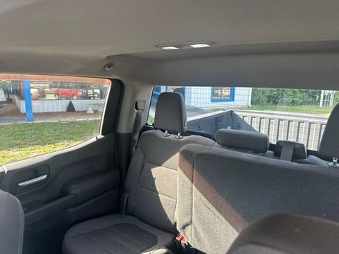Used 2019 Chevrolet Silverado 1500 Custom w/ Custom Value Package RWD image 14