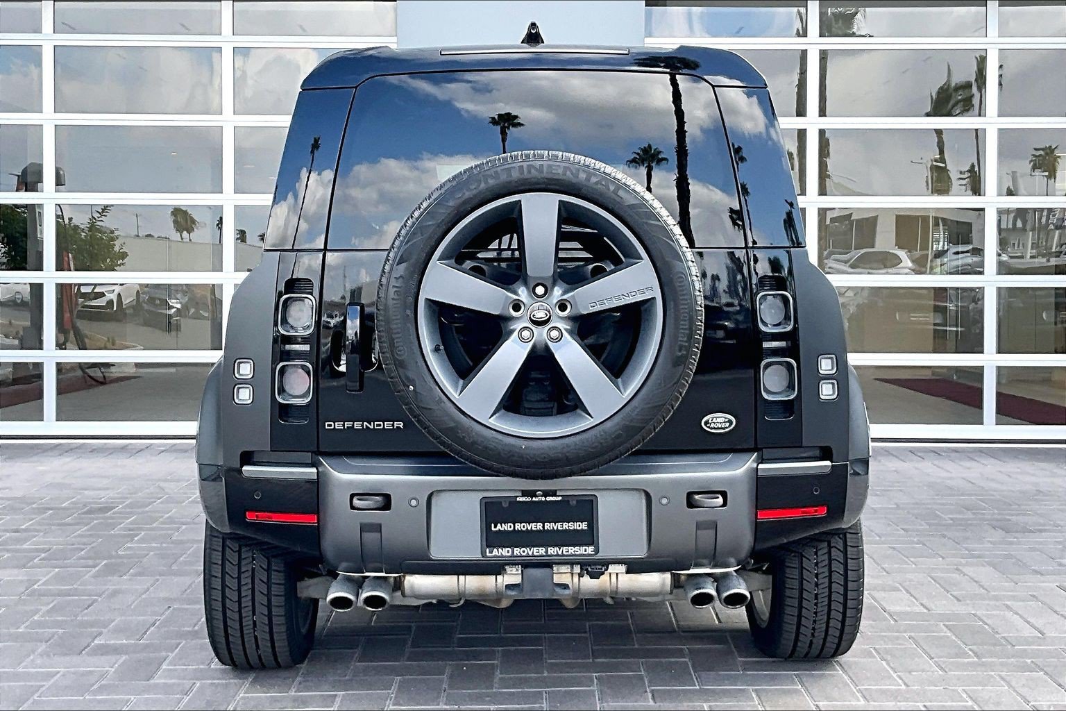 Certified 2022 Land Rover Defender 110 Carpathian Edition AWD/4WD image 4