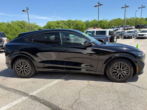 Used 2024 Ford Mustang Mach-E Premium AWD/4WD image 8
