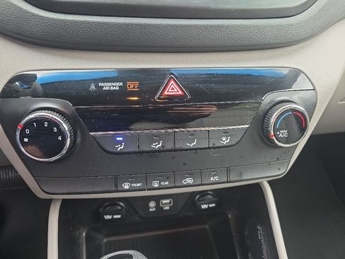 Used 2018 Hyundai Tucson SE AWD/4WD image 20