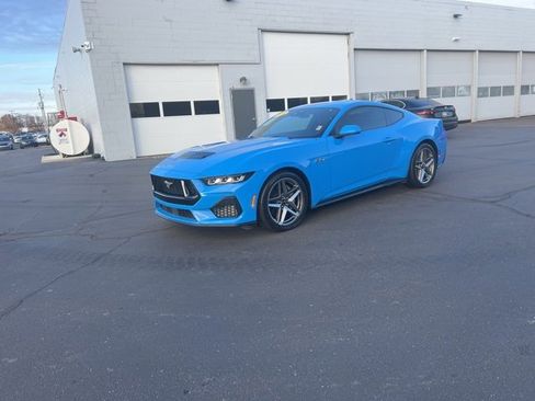 Used 2024 Ford Mustang GT Premium image 17