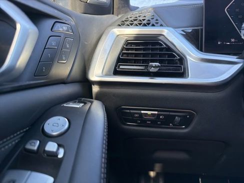 Used 2023 BMW X7 xDrive40i w/ Executive Package AWD/4WD image 11