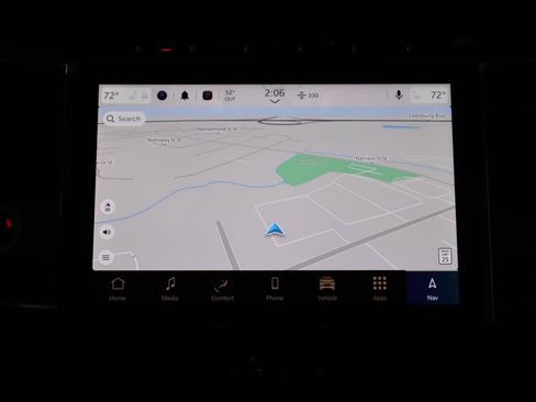 New 2024 Jeep Grand Cherokee Overland w/ Luxury Tech Group IV AWD/4WD image 21
