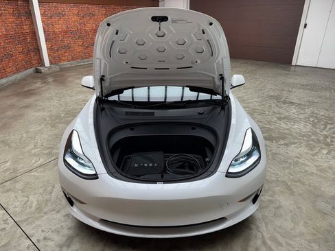 Used 2023 Tesla Model 3 Standard Range image 23