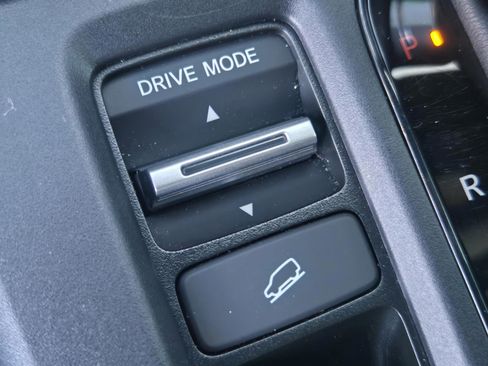 Used 2025 Honda CR-V Sport-L image 16