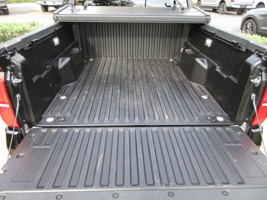 Used 2024 Toyota Tacoma TRD Off-Road AWD/4WD image 28
