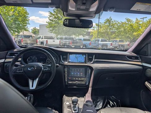 Used 2019 INFINITI QX50 Essential w/ Sensory Package AWD/4WD image 21