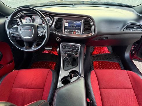 Used 2021 Dodge Challenger R/T Scat Pack w/ Shaker Package image 15