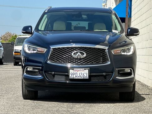 Used 2019 INFINITI QX60 Luxe w/ Essential Package AWD/4WD image 9