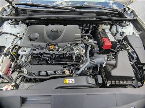 Used 2024 Toyota Camry SE w/ Convenience Package FWD image 21