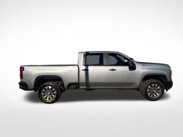 Used 2025 Chevrolet Silverado 2500 Custom w/ Custom Value Package AWD/4WD image 12
