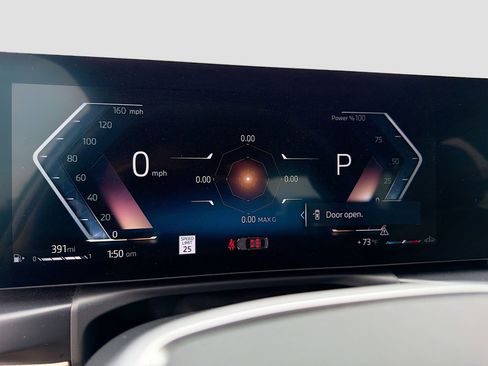 Certified 2025 BMW 330i Sedan image 43