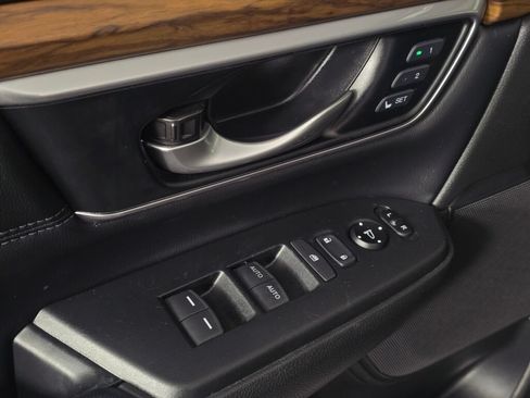 Used 2021 Honda CR-V Touring image 20