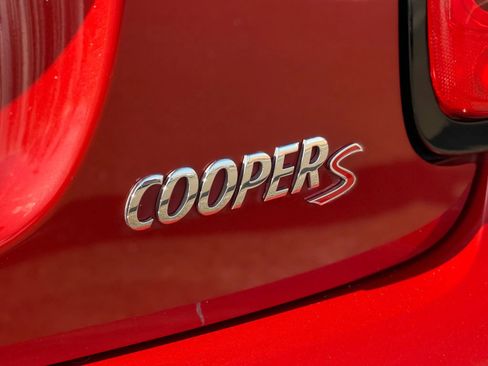 Used 2015 MINI Cooper S image 14