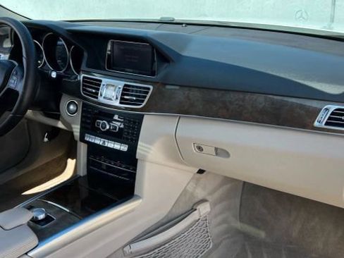 Used 2015 Mercedes-Benz E 350 4MATIC Sedan image 18