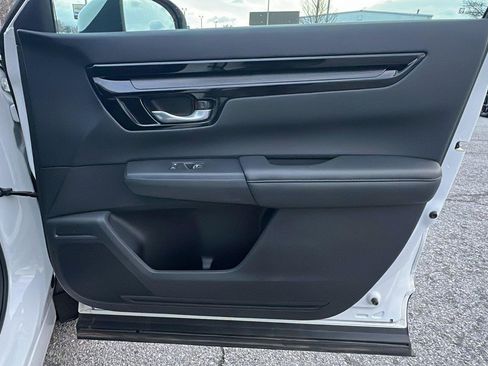 Used 2023 Honda CR-V EX-L image 12