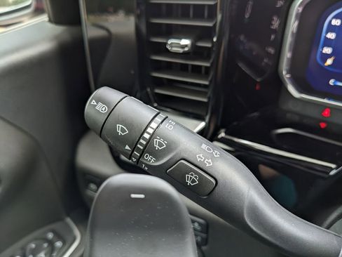 Used 2026 Chevrolet Silverado 1500 LTZ w/ LTZ Premium Package image 59