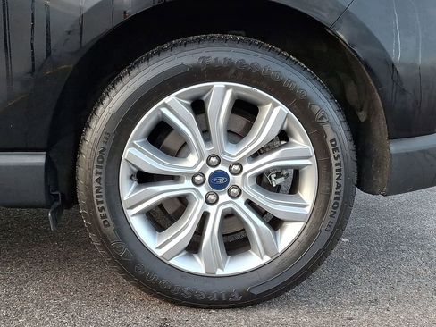 Used 2022 Ford Edge Titanium image 37