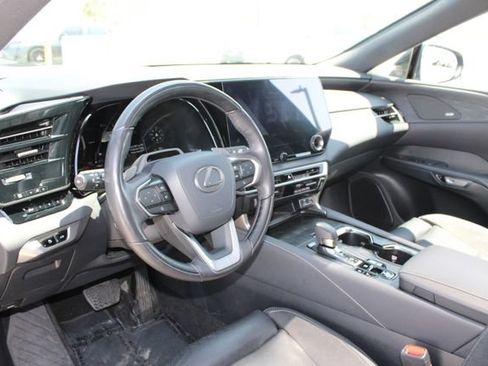 Certified 2025 Lexus RX 450h AWD w/ Convenience Package image 12