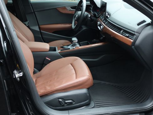 Used 2020 Audi A4 2.0T Premium w/ Convenience Package FWD image 33