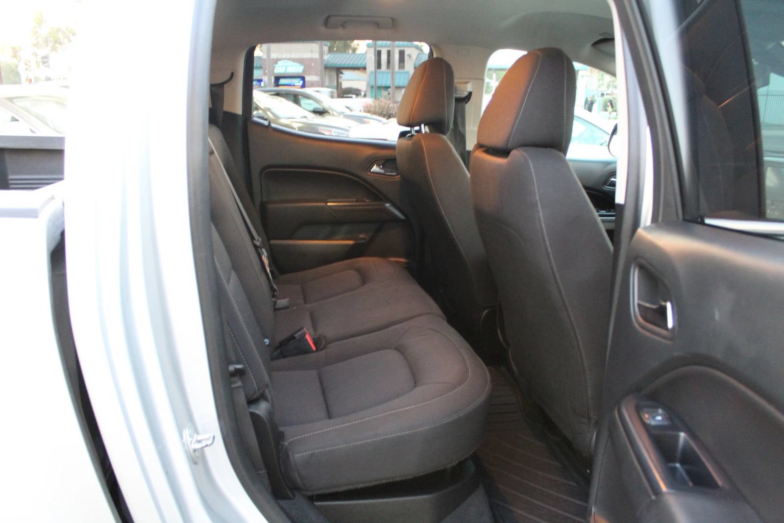 Used 2020 Chevrolet Colorado LT RWD image 11