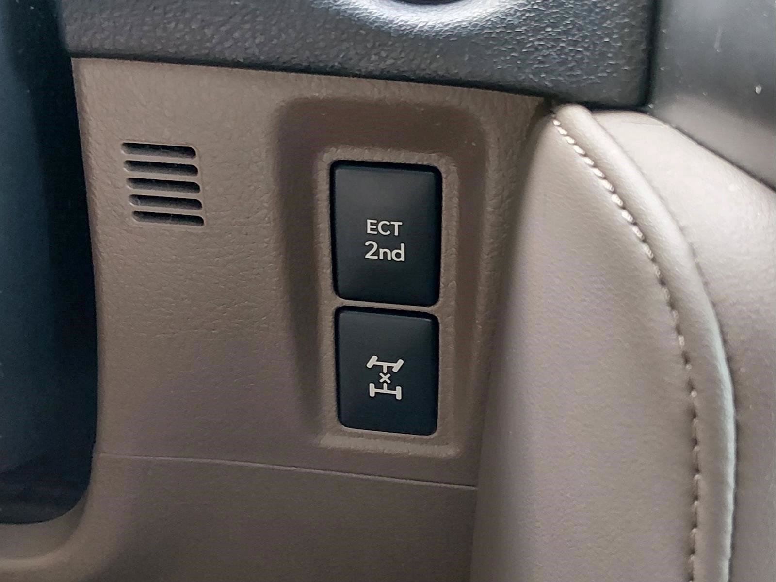 Used 2022 Lexus GX 460 Premium w/ Premium Package AWD/4WD image 23