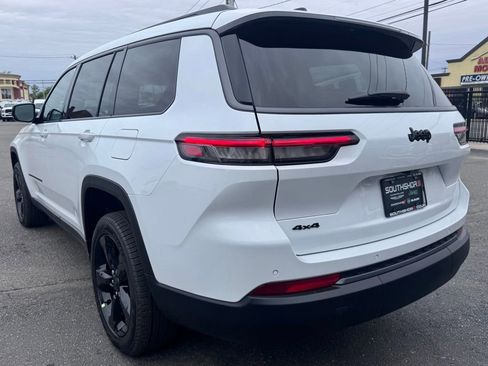 New 2026 Jeep Grand Cherokee L Limited w/ Limited Altitude Package AWD/4WD image 7