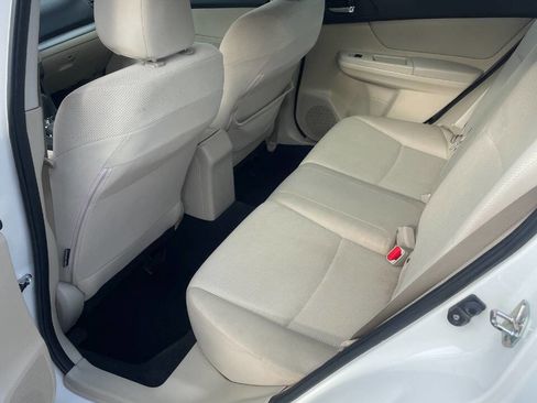 Used 2013 Subaru Impreza 2.0i Premium w/ All-Weather Pkg image 11