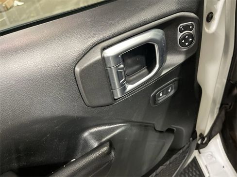 Used 2019 Jeep Wrangler Unlimited Sport S image 19