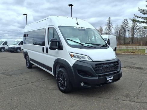 New 2026 RAM ProMaster 2500 w/ Quick Order Package 22H SLT+ FWD image 9