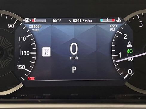 Used 2022 Land Rover Range Rover Evoque S image 18