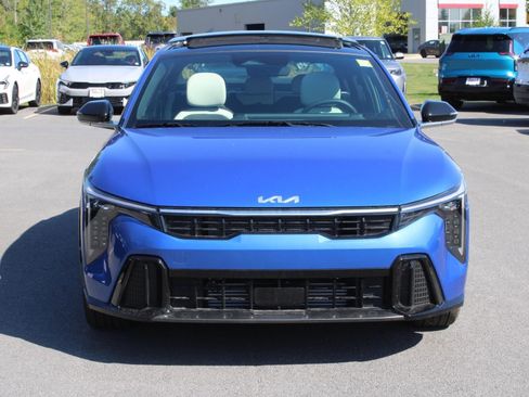 New 2025 Kia K4 GT-Line Turbo image 2